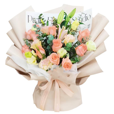 银川11朵粉玫瑰百合，温暖与甜蜜