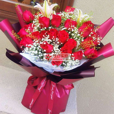 银川30朵红玫瑰百合，做你余生故事里的人